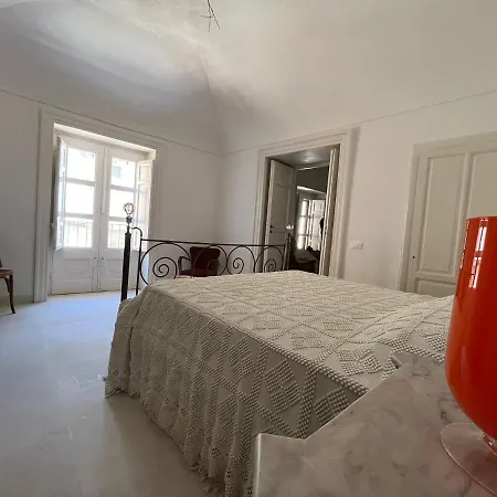 Oda ve Kahvaltı Palazzo Triolo - Dimora Di Charme *