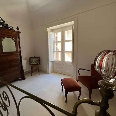Bed & Breakfast Palazzo Triolo - Dimora Di Charme *