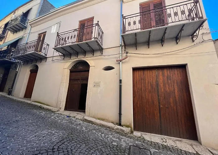 Palazzo Triolo - Dimora Di Charme Alojamento de Acomodação e Pequeno-almoço
