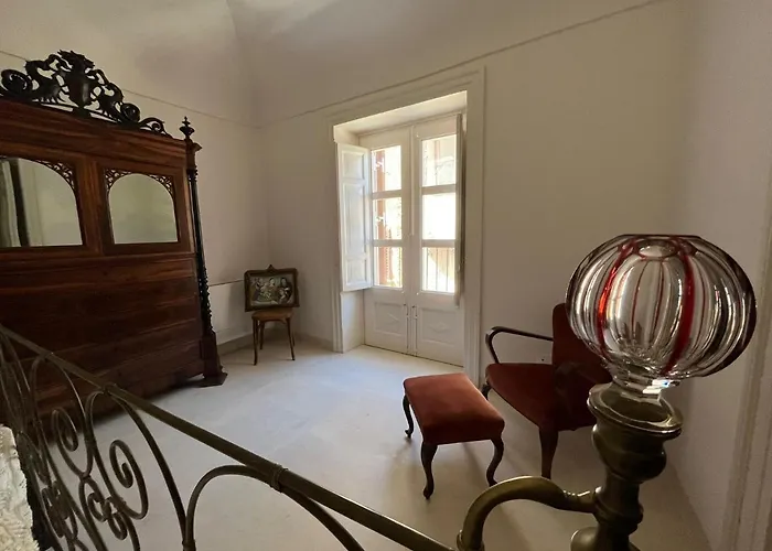 Alojamento de Acomodação e Pequeno-almoço Palazzo Triolo - Dimora Di Charme 3*